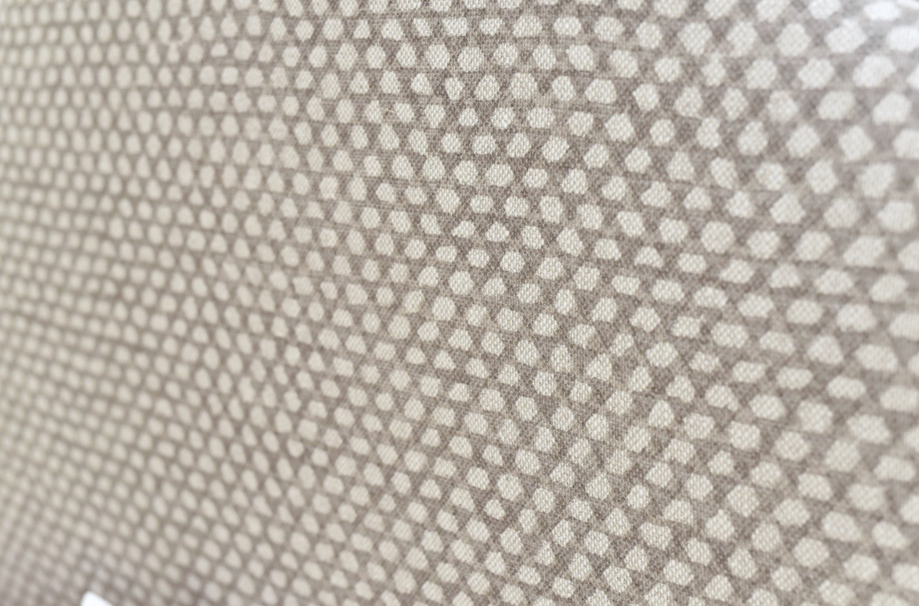 Headboard in Fermoie Wicker